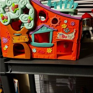 Vintage LPS Littlest Pet Shop Orange Club Playset Treehouse Hasbro Folding